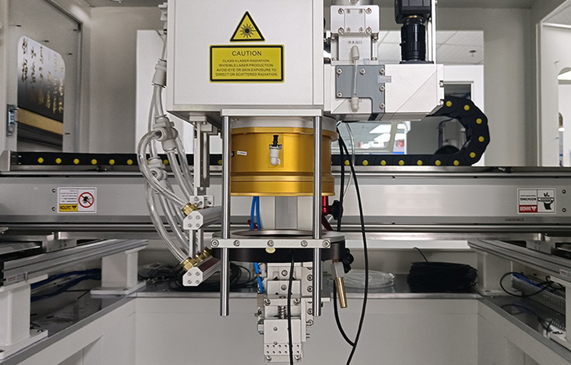 Kasus perusahaan terbaru tentang Inovasi industri terkemuka, Sun Laser visi posisi mesin las laser membantu pengelasan yang tepat