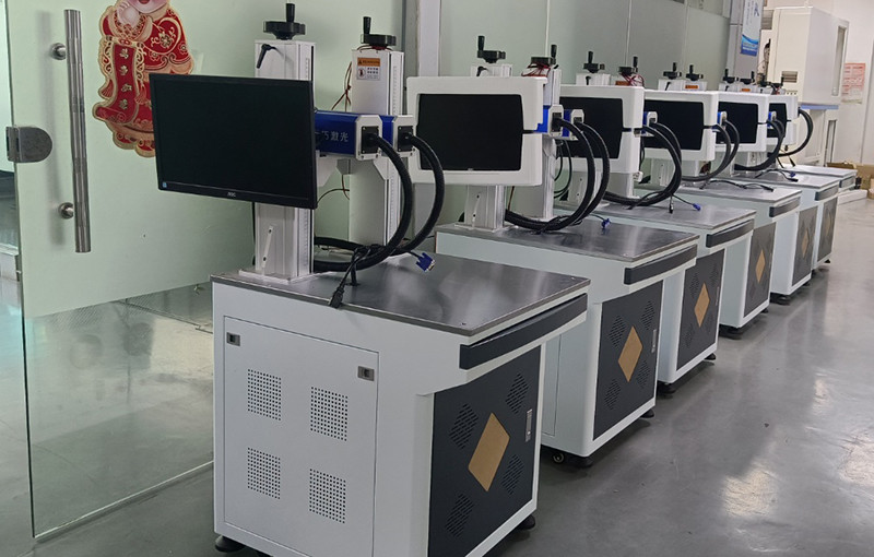Kasus perusahaan terbaru tentang Konfigurasi utama dan harga mesin penandaan laser