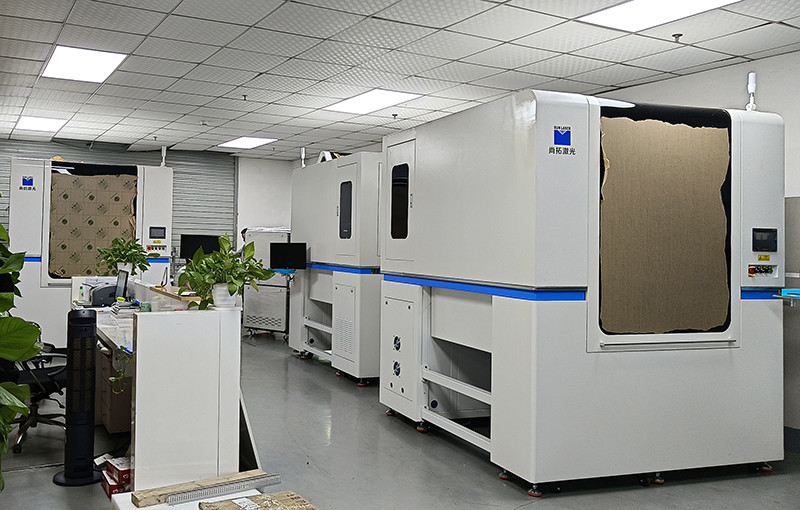 Kasus perusahaan terbaru tentang Layanan kustomisasi jalur las laser baterai penyimpanan energi sepenuhnya otomatis!