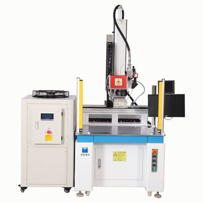 Un buen precio. Máquina de soldadura por láser de batería de litio de nueva energía 2000W Equipo de soldadura por galvanómetro en línea