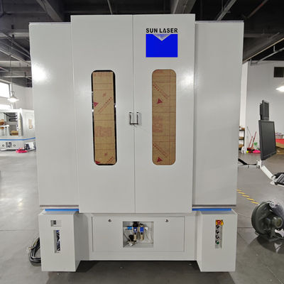 Un bon prix. Équipement de soudage au laser à batterie à paquetage souple Compatible avec des cellules de batterie cylindriques / carrées Max. Puissance de sortie 6000W en ligne